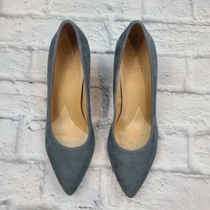 Gray Suede Naturalizer Pumps